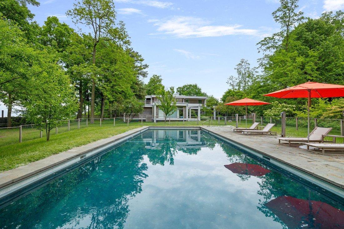 House in Benton Harbor, Michigan, United States 4 - 18334180