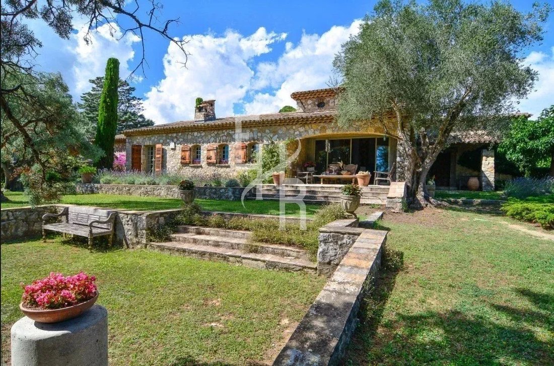 House in Mougins, Provence-Alpes-Côte d'Azur, France 1 - 18280329