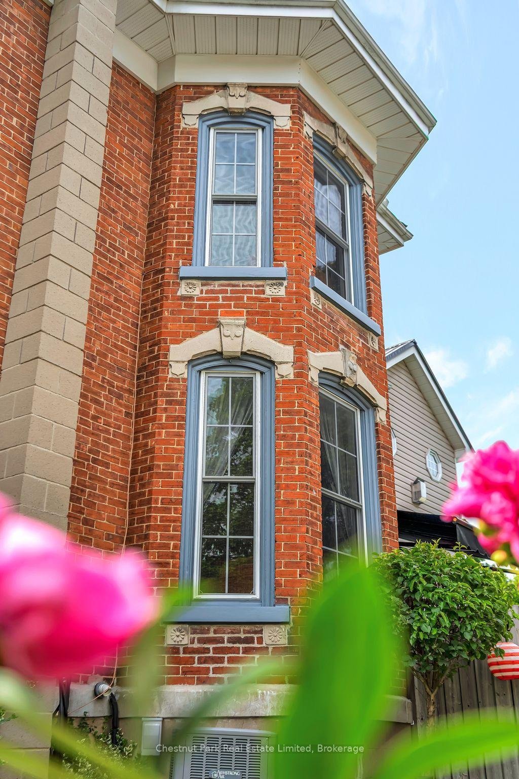 House in Picton, Ontario, Canada 4 - 18061148