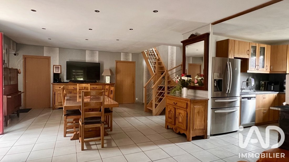 House in Marolles-en-Brie, Ile-de-France, France 4 - 18337471