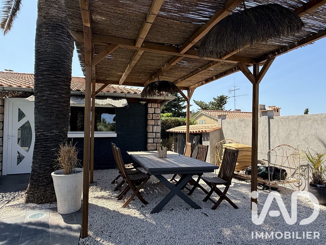 House in La Crau, Provence-Alpes-Côte d'Azur, France 2 - 18339157