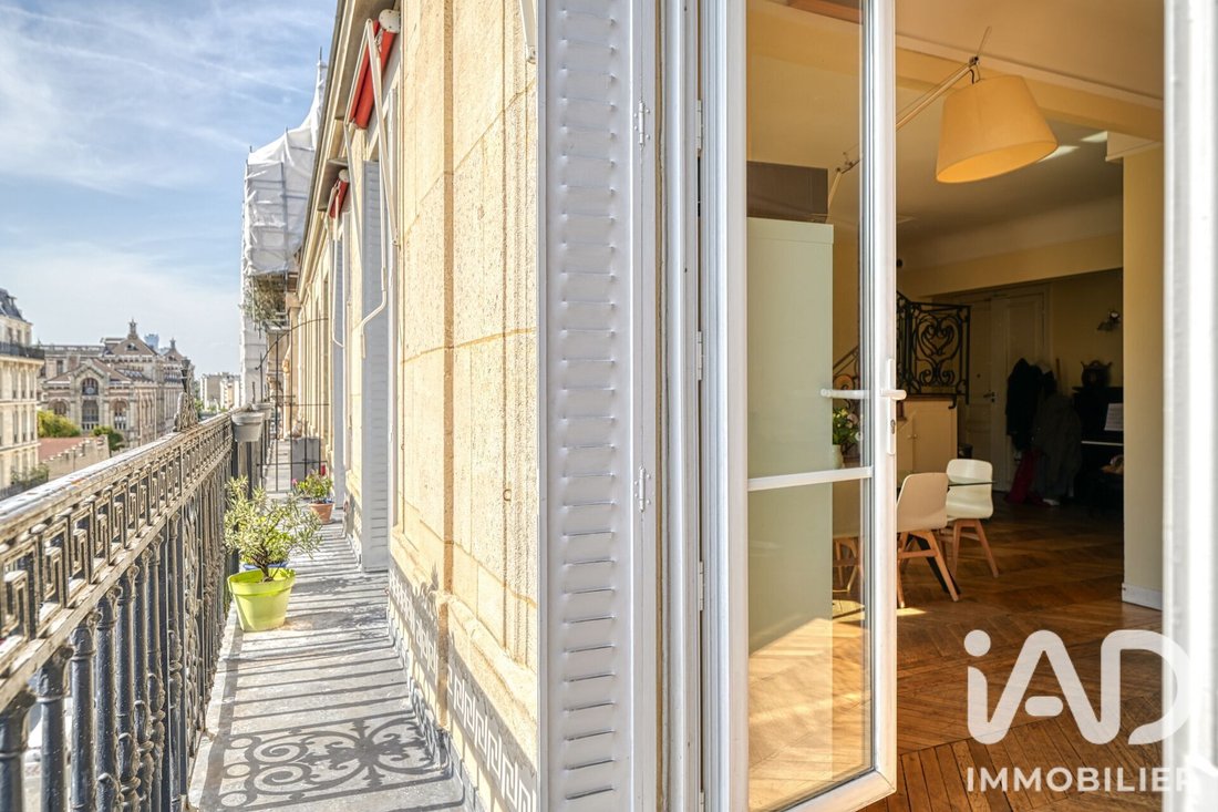 Apartment in Europe, Paris 8e Arrondissement, Paris 4 - 18337536