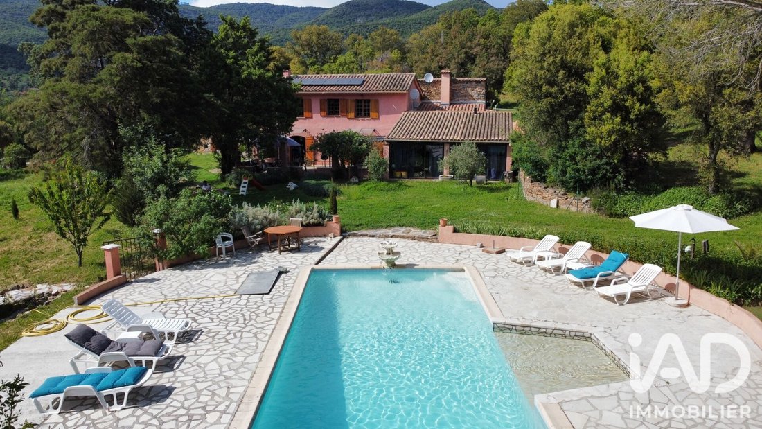 House in Nord Est, Bormes-les-Mimosas, France 2 - 18338358