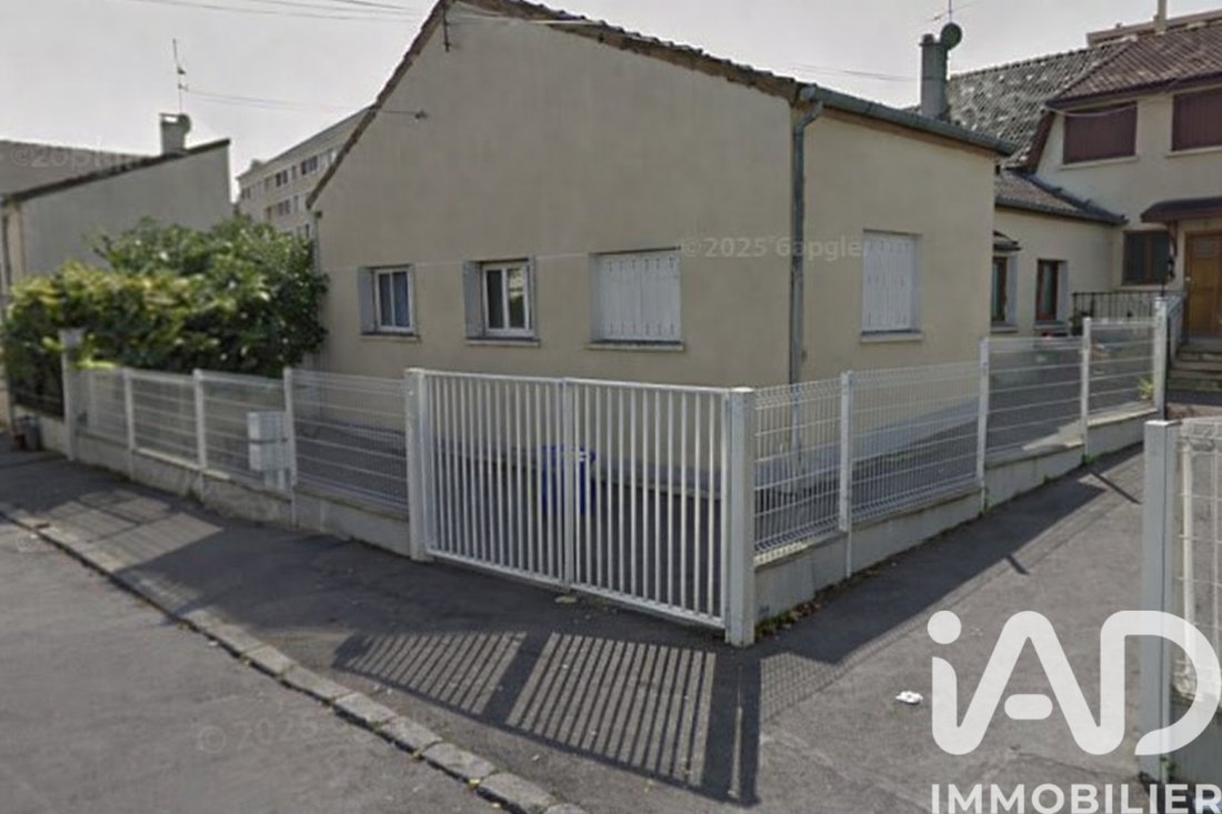 Boissière, Noisy-le-Sec, France 1 - 18337545