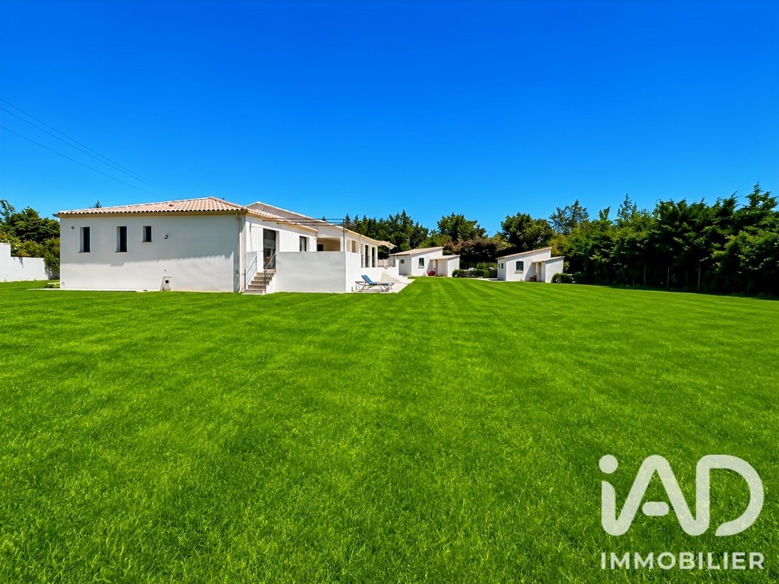 Casa a Arles, Provenza-Alpi-Costa Azzurra, Francia 1 - 18337576