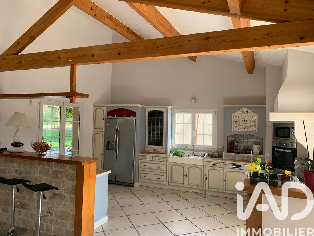 House in Tonnay-Charente, Nouvelle-Aquitaine, France 5 - 18339040