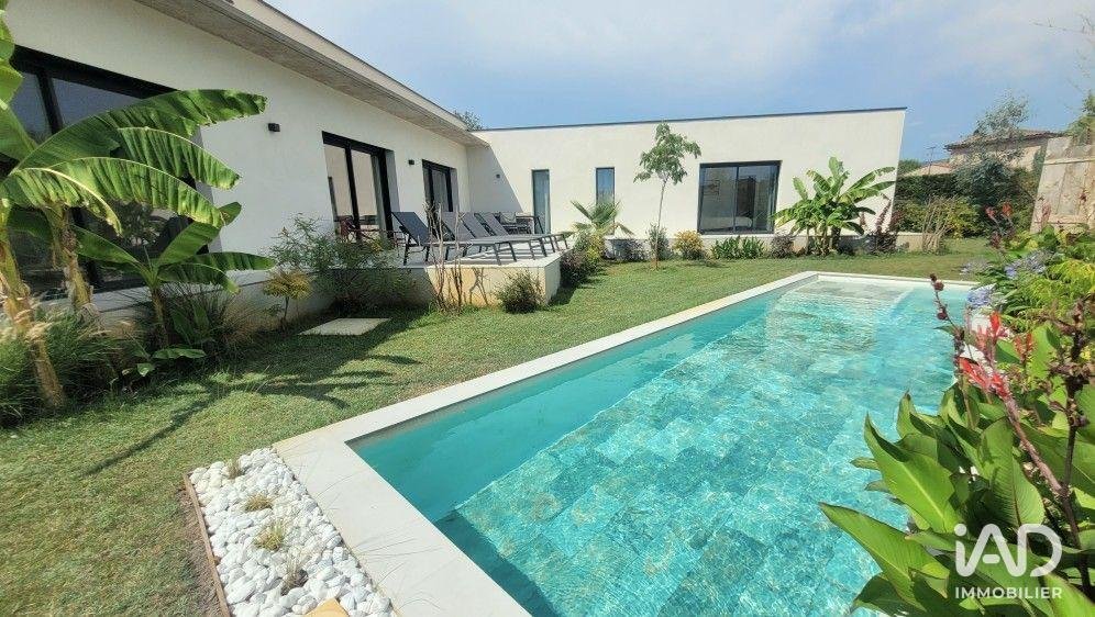 House in Saint Antoine, L'Isle-sur-la-Sorgue, France 1 - 18337523