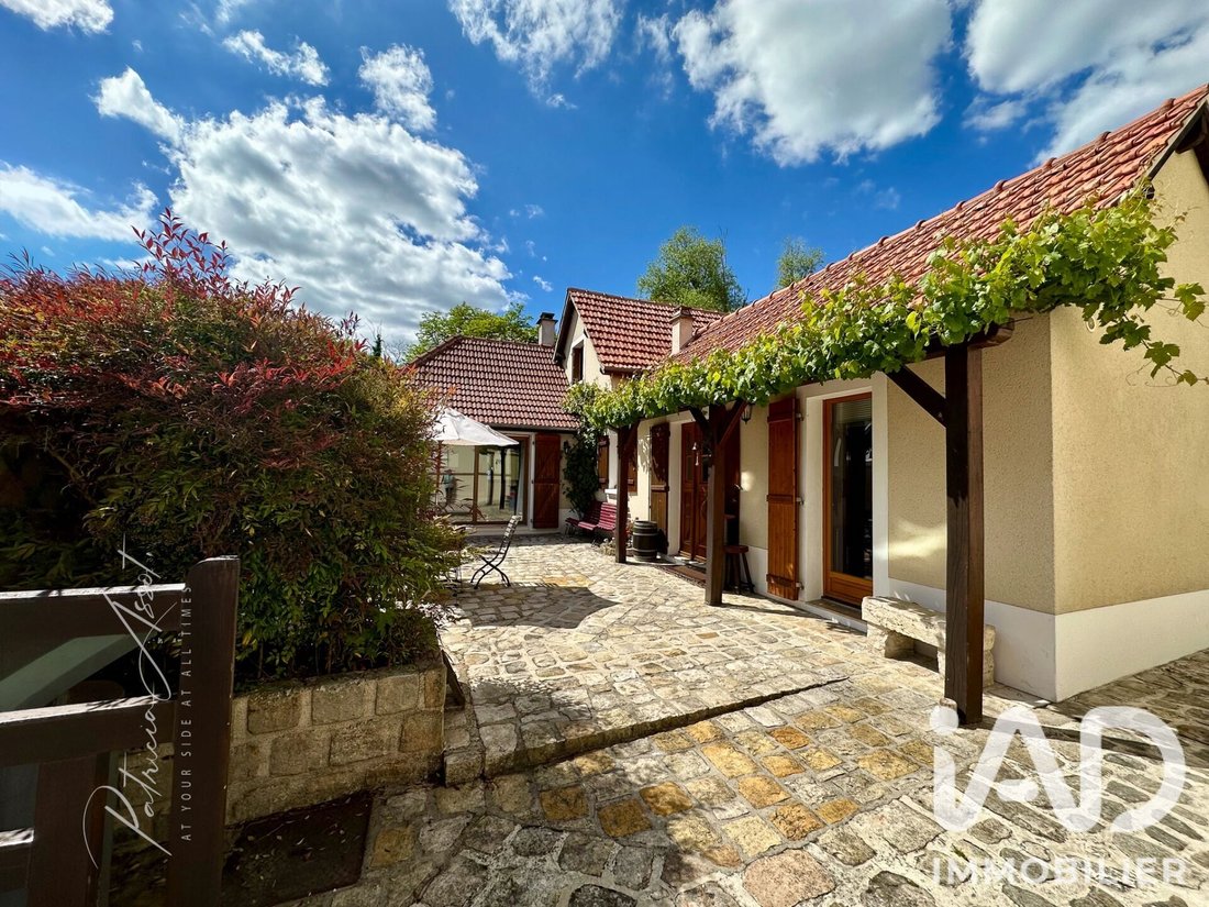 House in Bourron-Marlotte, Ile-de-France, France 1 - 18338953