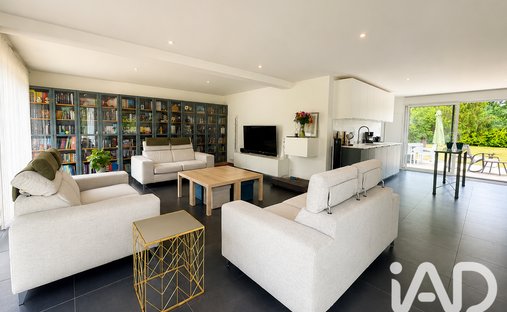 House in Le Cellier, Pays de la Loire, France 1
