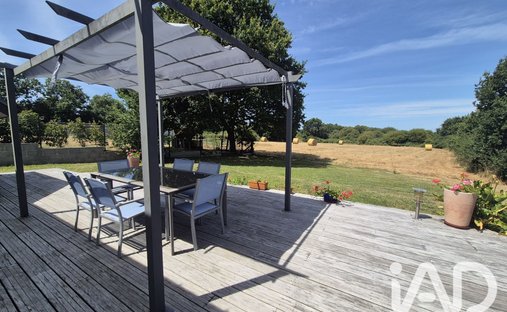 House in Saint-Molf, Pays de la Loire, France 1