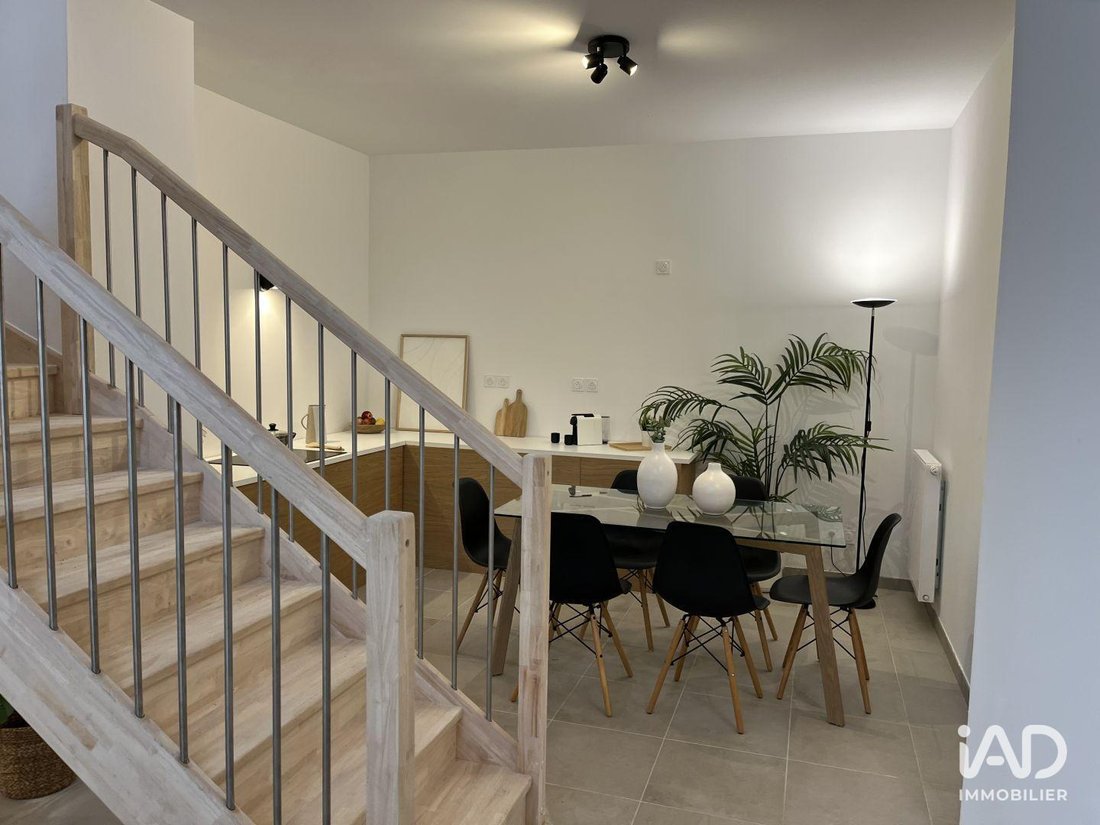 Apartment in Saint Tronc, 10e Arrondissement, Marseille 2 - 18339191