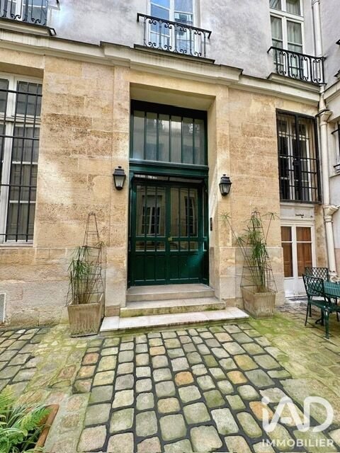 Apartment in Paris 1er Arrondissement, Paris, France 3 - 18338997