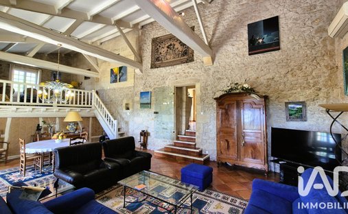 House in Saint-Vincent-de-Pertignas, Nouvelle-Aquitaine, France 1