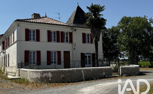 Maison en Arrondissement de Blaye, Nouvelle-Aquitaine, France 1