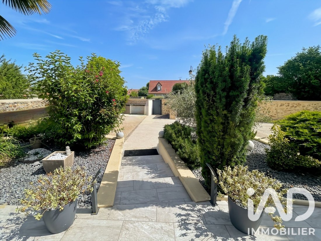 House in Saint-Sauveur-sur-Ecole, Ile-de-France, France 4 - 18338923