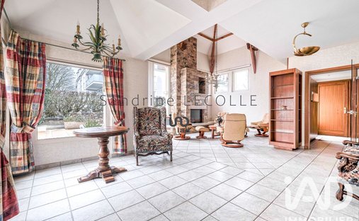 House in Lagny-sur-Marne, Ile-de-France, France 1