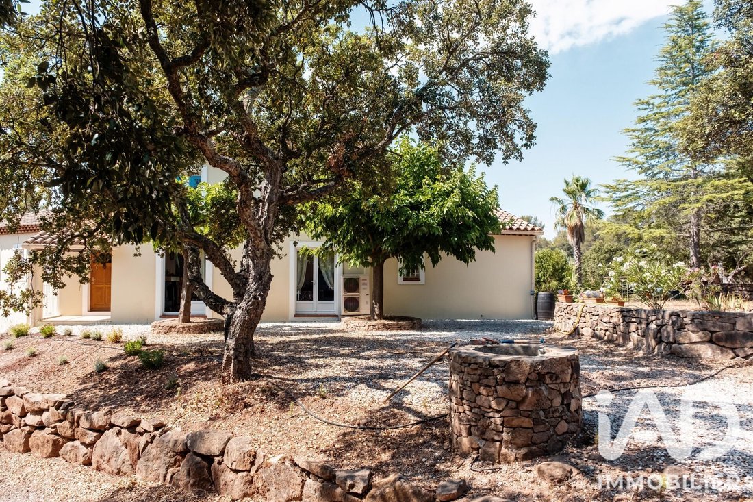 House in Cuers, Provence-Alpes-Côte d'Azur, France 1 - 18338944