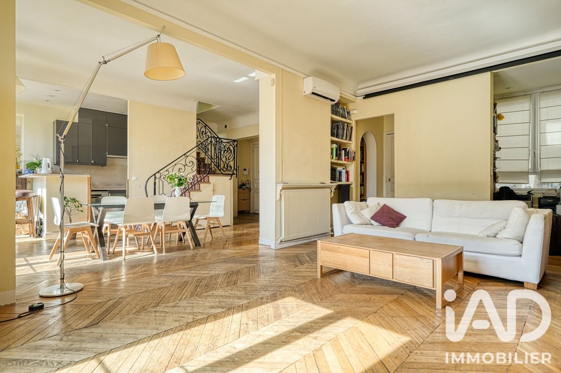 Apartment in Europe, Paris 8e Arrondissement, Paris 2 - 18337536