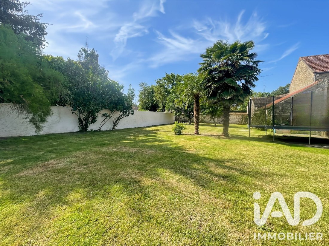 House in Saint-Sauveur-sur-Ecole, Ile-de-France, France 5 - 18338923