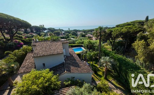 House in Nartelle-Noyer-Bellevue-bd des Sardinaux, Sainte-Maxime, France 1