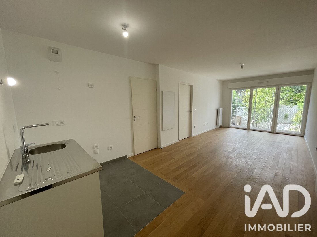 Apartment in Saint Blaise, Paris 20e Arrondissement, Paris 3 - 18337634