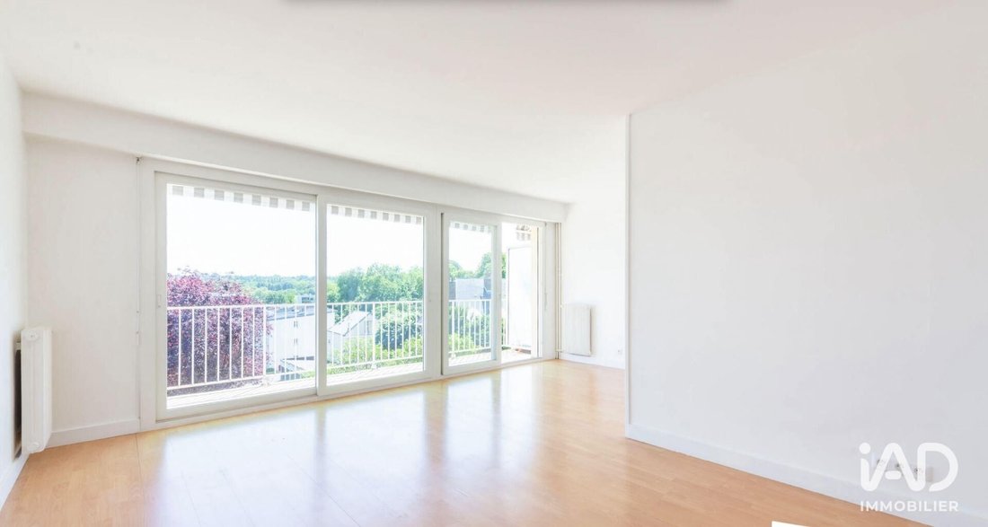 Apartment in Porte Jaune, Garches, France 3 - 18337265