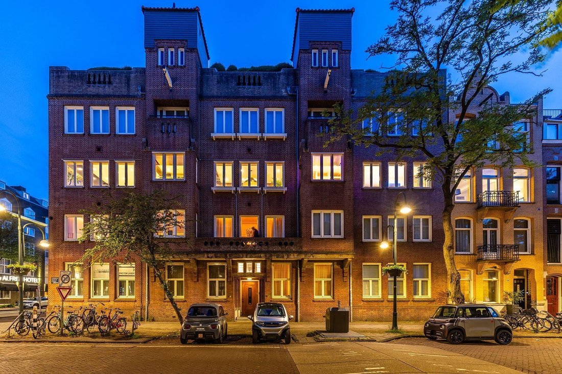 Apollobuurt, North Holland, Netherlands 2 - 18334229