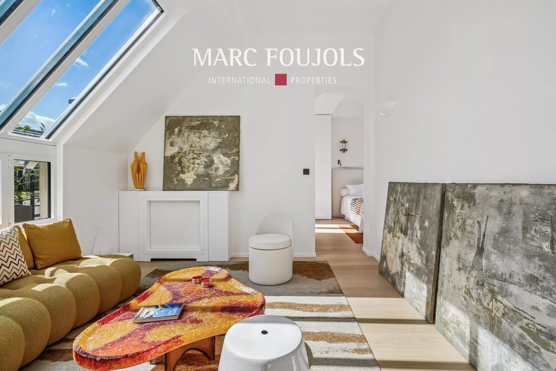 Apartment in Saint Philippe du Roule, Paris 8e Arrondissement, Paris 3 - 18334230