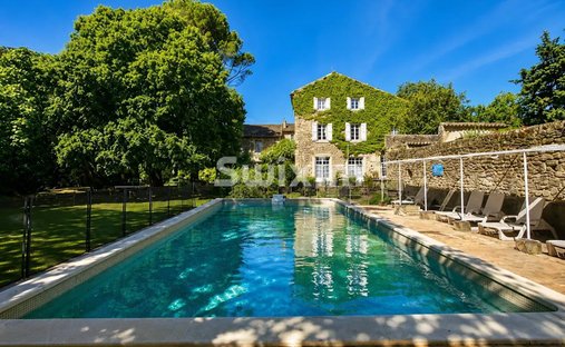Country House in Grignan, Auvergne-Rhône-Alpes, France 1
