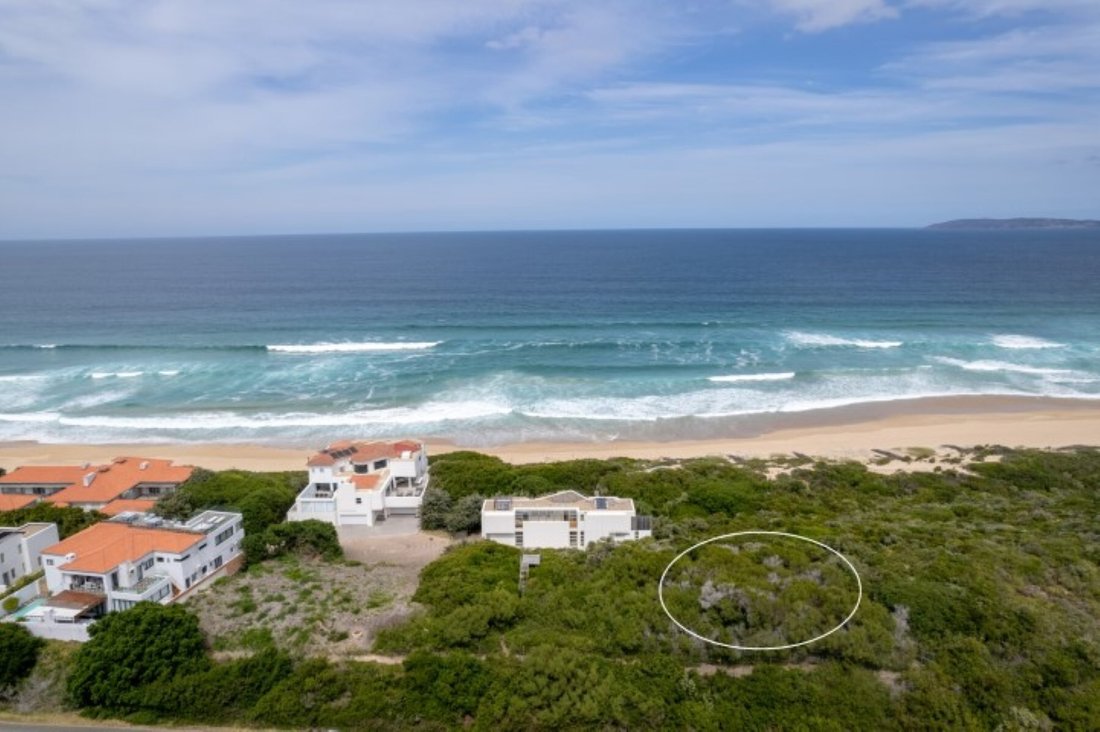 Land in Keurboomstrand, Western Cape, South Africa 1 - 18334268