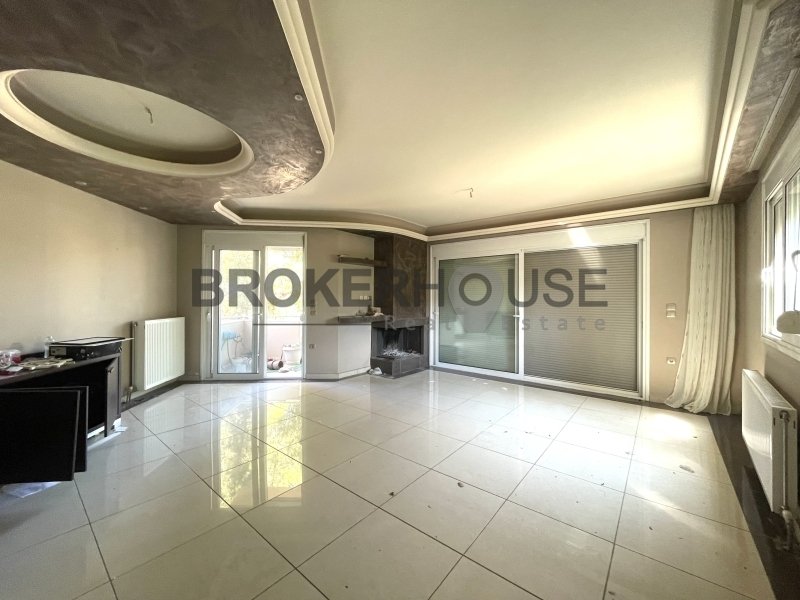 Apartment in Kalyvia Thorikou, Attica, Greece 5 - 18326268