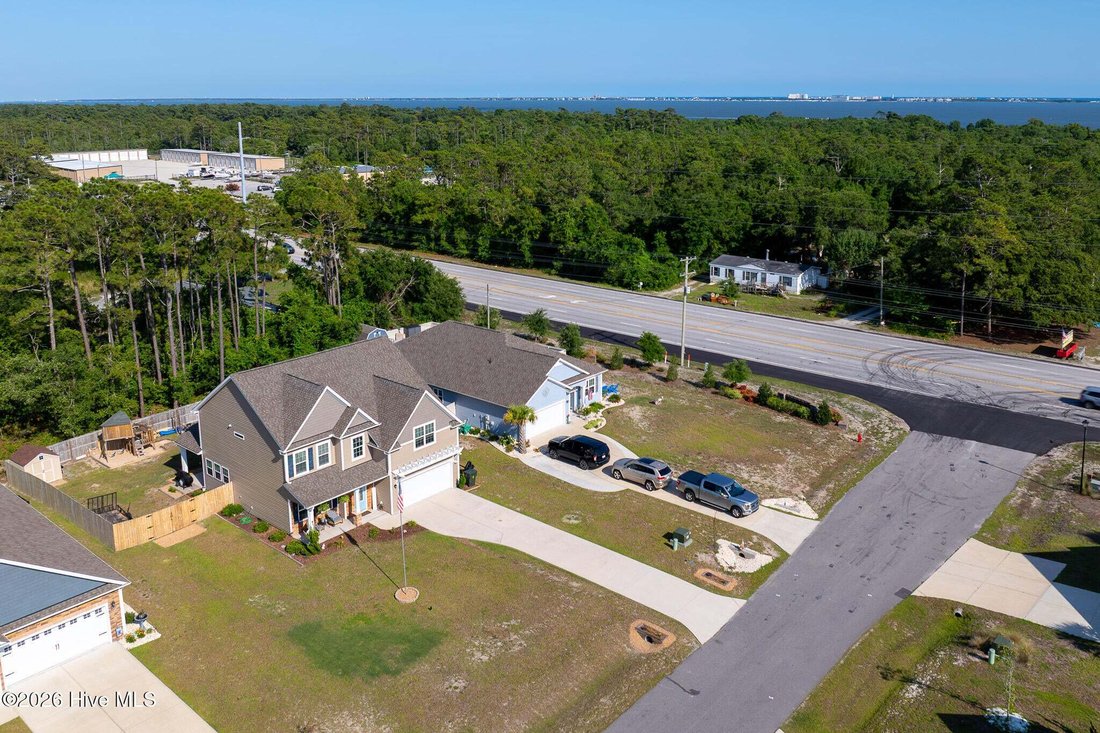 House in Newport, North Carolina, United States 3 - 18334280