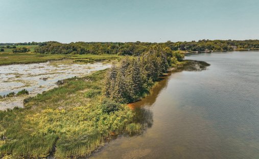 Land in Chaska, Minnesota, United States 1