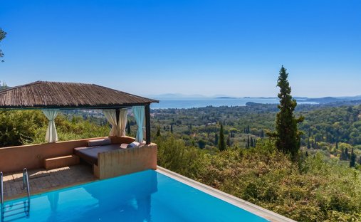 Casa en Corfú, Peloponnese, Western Greece and the Ionian, Grecia 1