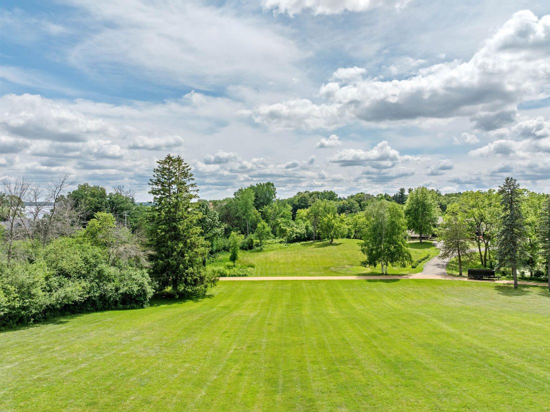 Land in Wayzata, Minnesota, United States 4 - 18334486