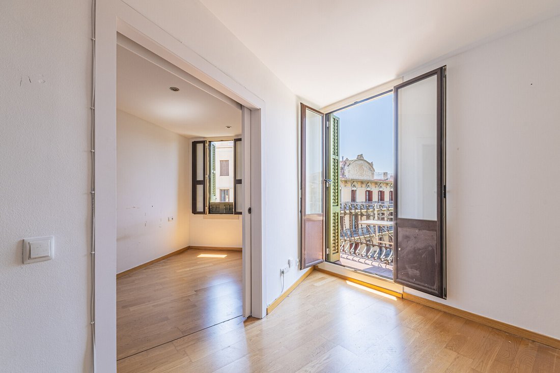 Apartment in Eixample, Barcelona, Spain 1 - 18334470
