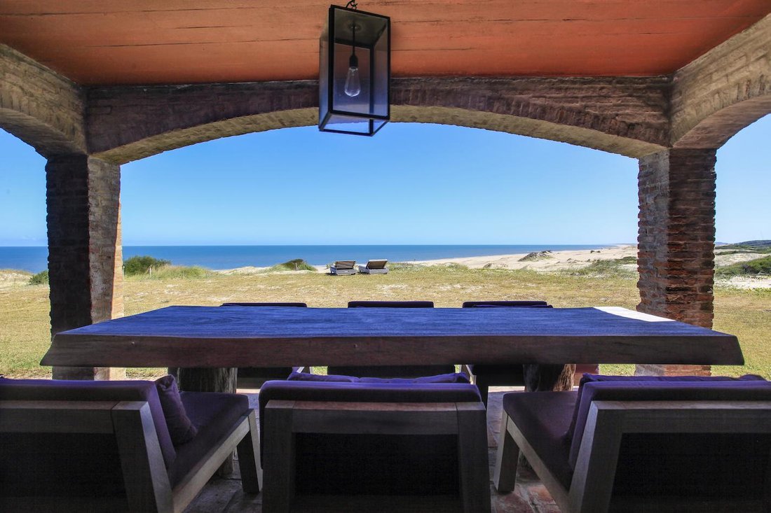 House in La Aguada y Costa Azul, Rocha Department, Uruguay 5 - 18334496