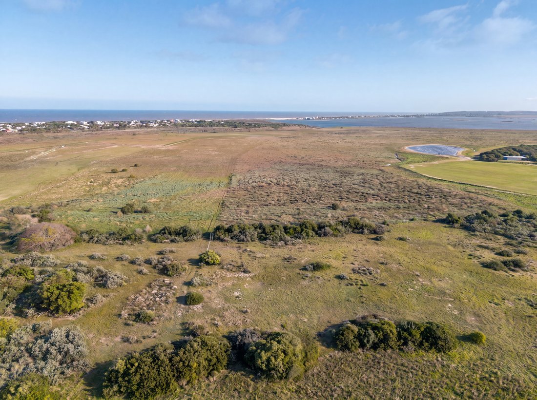 Farm Ranch in José Ignacio, Maldonado Department, Uruguay 2 - 18334351