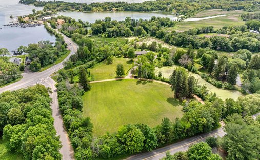 Land in Wayzata, Minnesota, United States 1