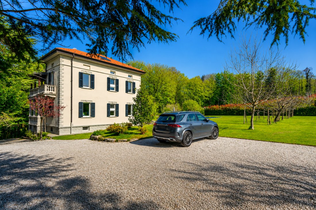 Villa in Gemonio, Lombardy, Italy 5 - 12585784