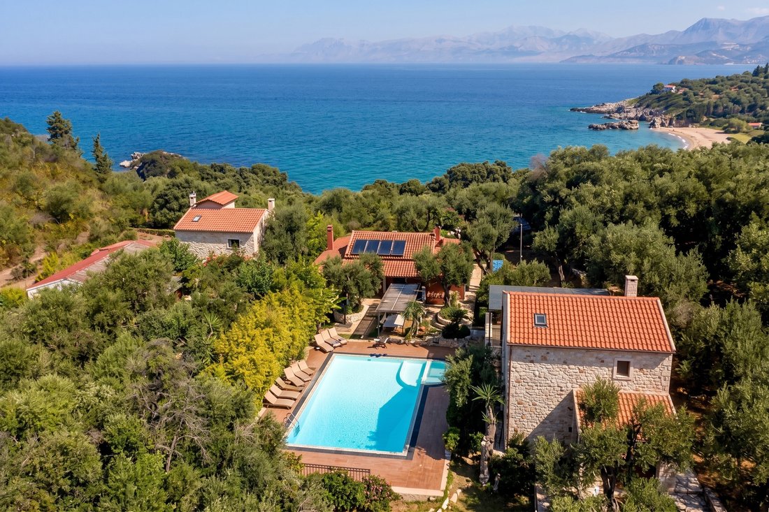Apartment in Petroupoli, Attica, Greece 1 - 10909500