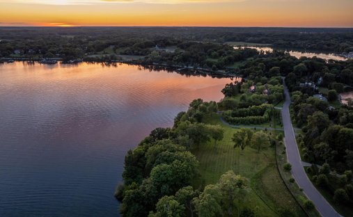 Land in Orono, Minnesota, United States 1