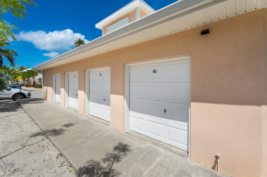Condo in Rum Point, North Side, Cayman Islands 2 - 18334488