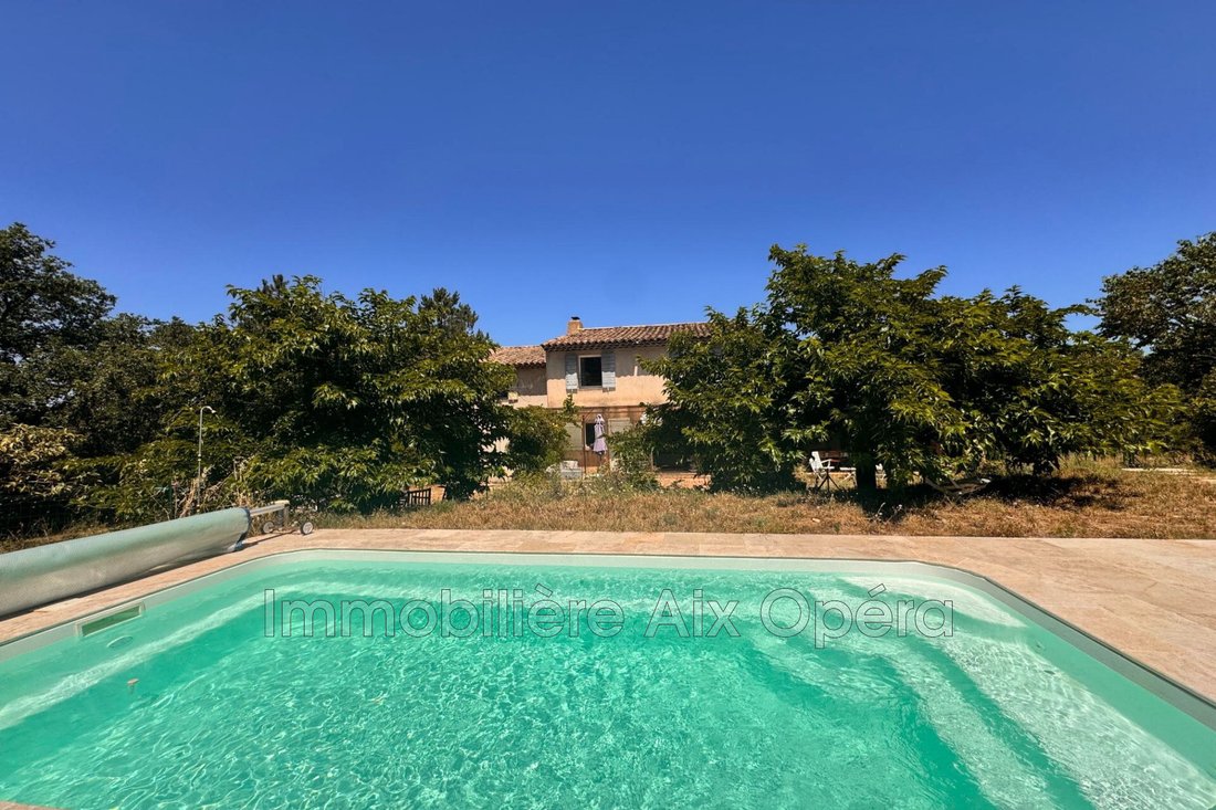 Villa in Le Tholonet, Provence-Alpes-Côte d'Azur, France 1 - 18334461