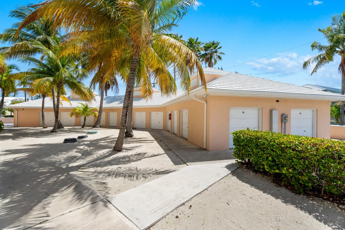 Condo in Rum Point, North Side, Cayman Islands 3 - 18334488