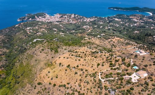 Terrain en Northern Corfu, Peloponnese, Western Greece and the Ionian, Grèce 1