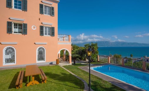 Haus in Korfu, Peloponnese, Western Greece and the Ionian, Griechenland 1