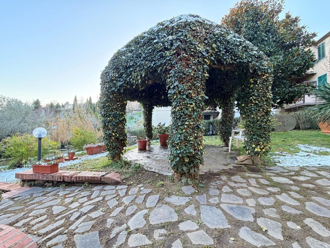 Villa in Chianni, Tuscany, Italy 2 - 18334596