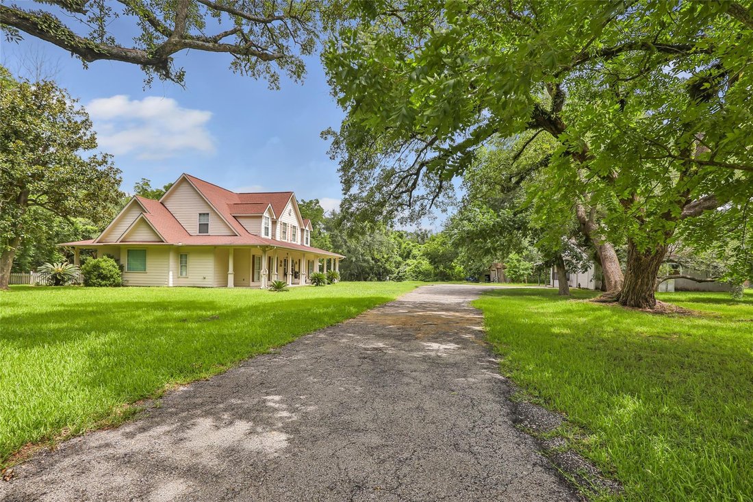 House in Highlands, Texas, United States 2 - 18336245