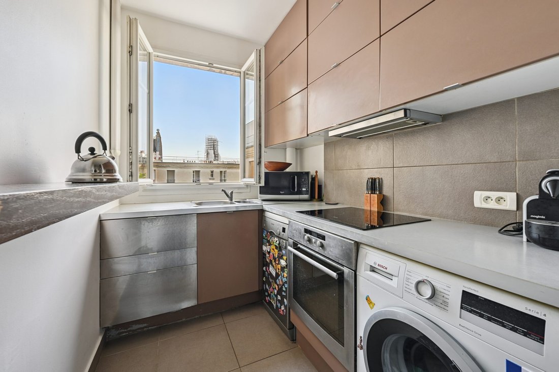 Apartment in Amiraux-Simplon-Poissonniers, Paris 18e Arrondissement, Paris 3 - 18341867